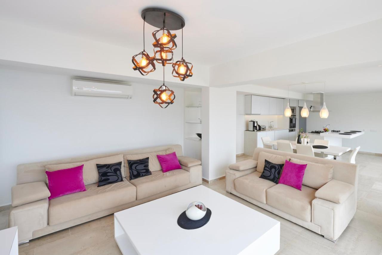 Luxus Villa Skyla Mit 5 Schlafzimmern & Meer-Blick Kaş Eksteriør billede