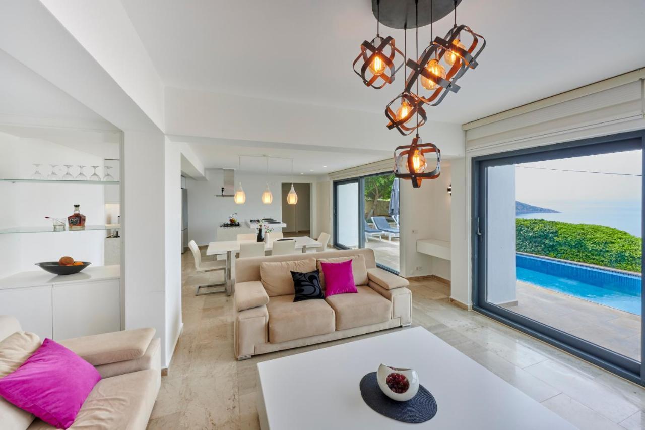 Luxus Villa Skyla Mit 5 Schlafzimmern & Meer-Blick Kaş Eksteriør billede