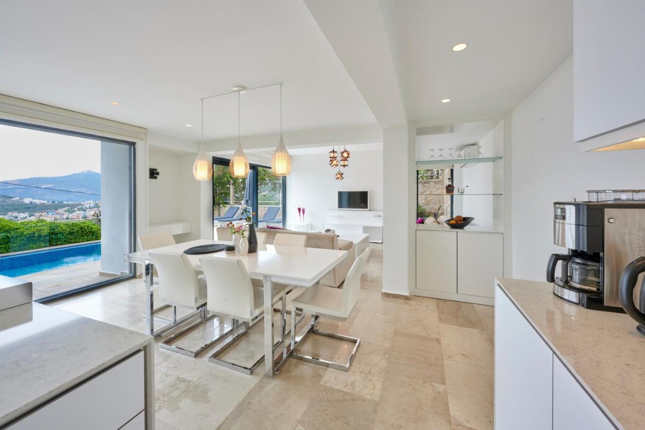 Luxus Villa Skyla Mit 5 Schlafzimmern & Meer-Blick Kaş Eksteriør billede