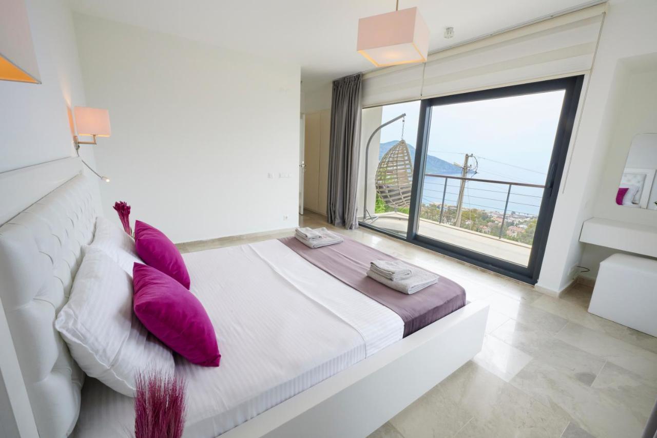 Luxus Villa Skyla Mit 5 Schlafzimmern & Meer-Blick Kaş Eksteriør billede